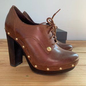 Vince Camuto Canasta Studded Platforms Size 8